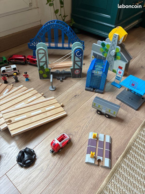 Circuit en bois et plastique (image 4)