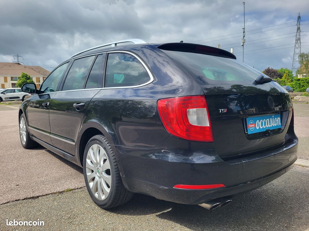 Skoda octavia superb combi 1.8 tfsi dsg7 160 cv boite automatique (image 2)