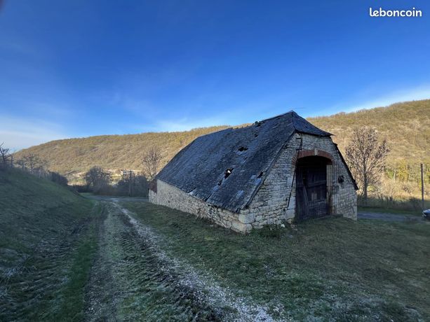 Grange 1 pièce 60 m²