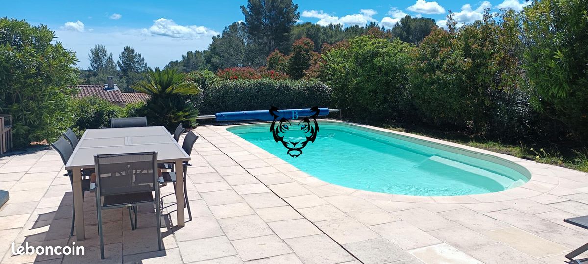 Maison 5 pièces 140 m² · à Roquebrune-sur-Argens · 140 m² · 599 000 €