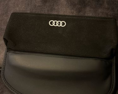 Pochette rangement Audi - Équipement auto