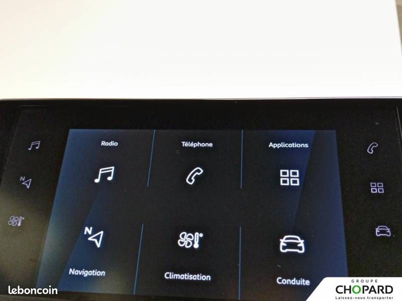 Peugeot 2008 PureTech 100 S&S BVM6 Style (image 13)