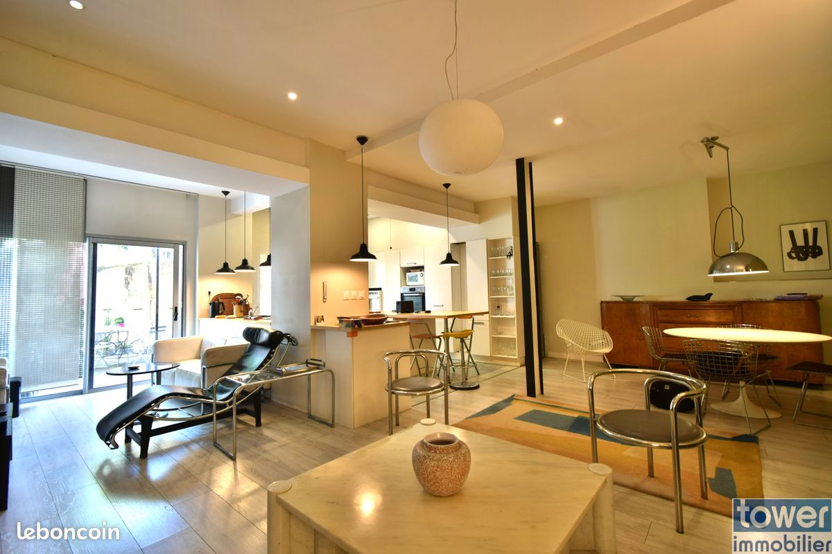 Appartement 6 pièces 165 m² · à Bergerac · 165 m² · 296 000 €