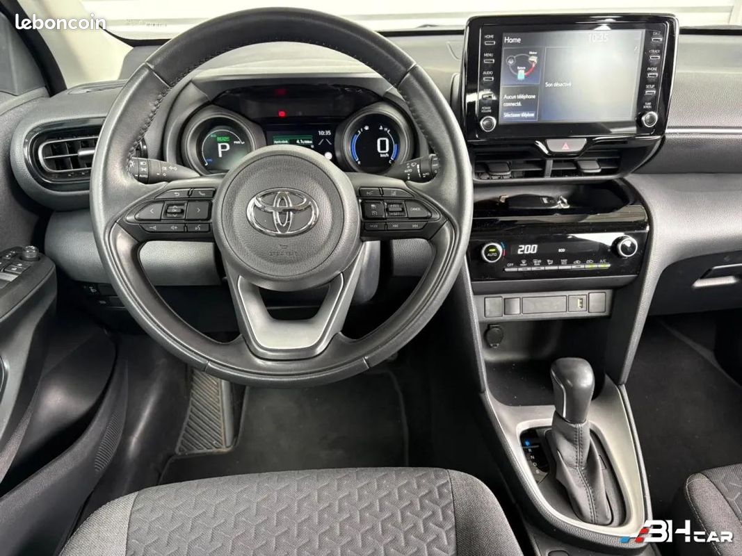 Toyota Yaris CROSS 116H HYBRID DYNAMIC MY22 CAMERA DE RECUL (image 13)