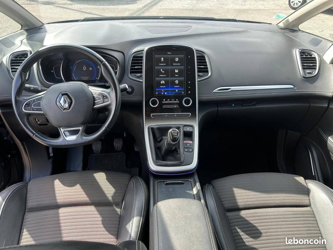 Renault Scénic IV BUSINESS dCi 110 Energy (image 23)