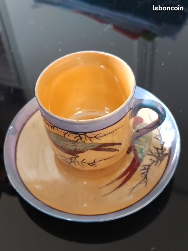 7 tasses et sucrier porcelaine japonaise Décor délicat d’oiseaux exotiques sur branches fleuries, (image 2)