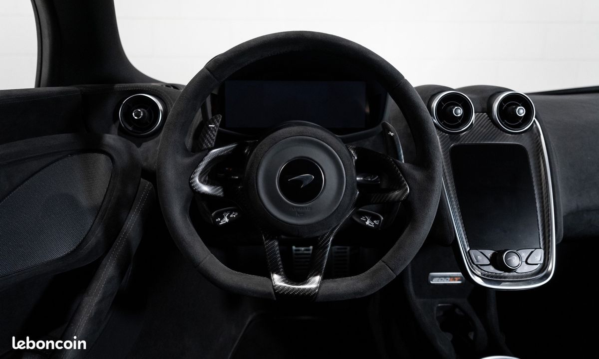 MCLAREN 600 LT V8 600 – FRANÇAISE / Baquets Senna / Cam Recul / Arceau / Carbone / Harnais / 1568E/Mois (image 20)