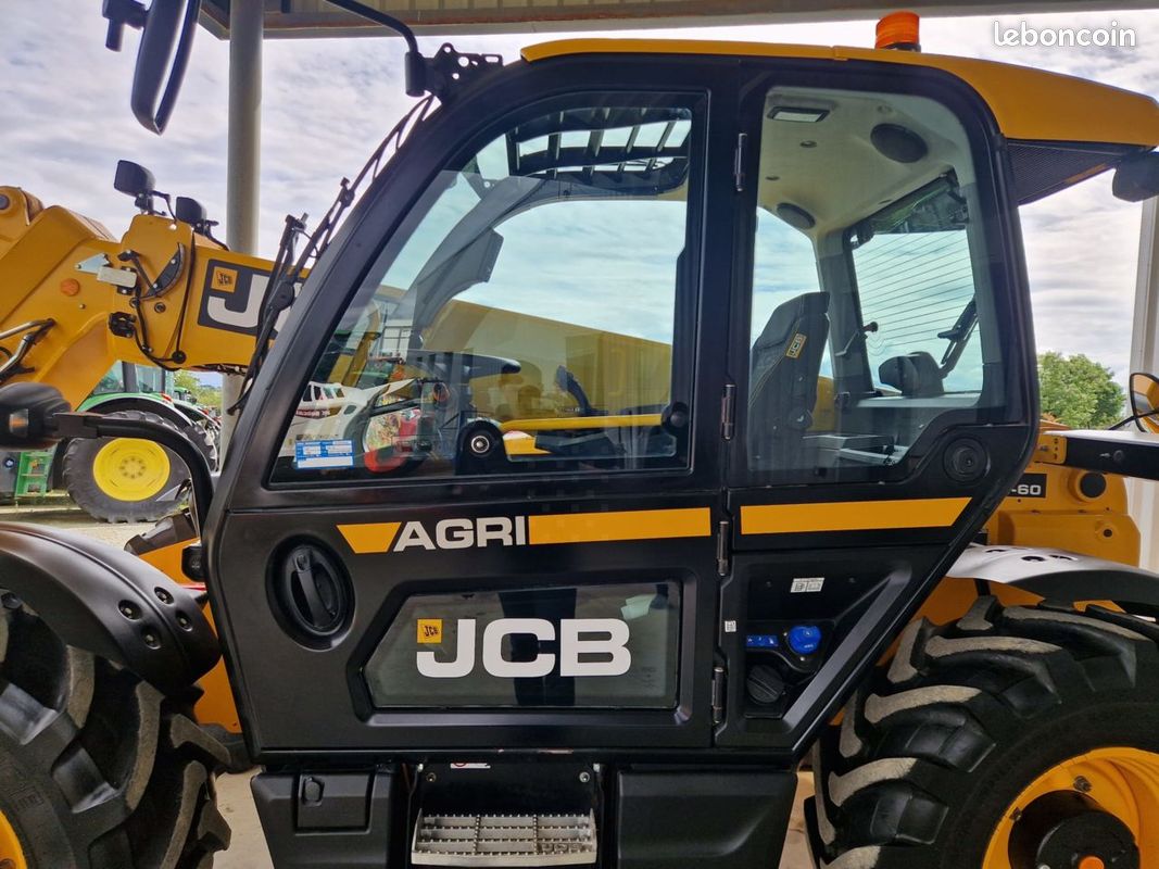 Jcb 532.60 agri (image 13)