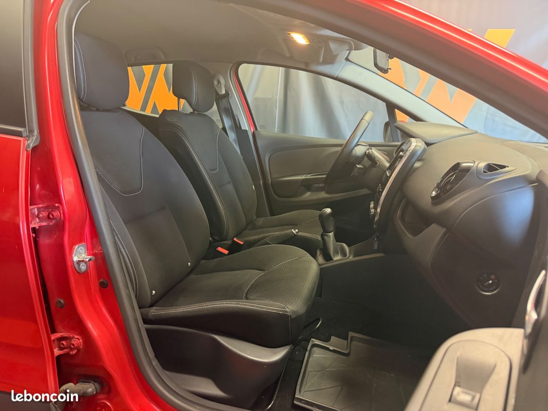 Renault clio 1.5 dci 75 ch / bluetooth/gps (image 12)