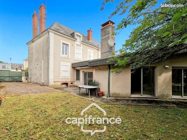 Maison 9 pièces 233 m²