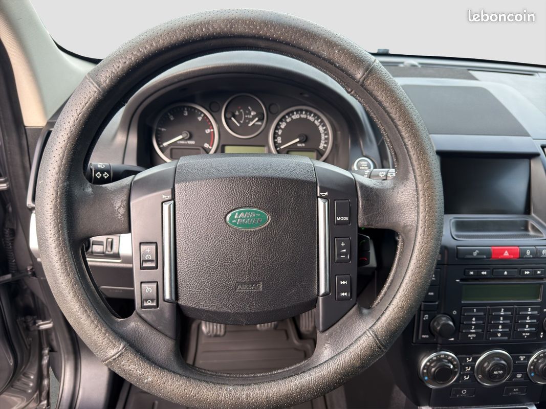 Land Rover FREELANDER 2 TD4 2.2 150ch 4X4 S (image 13)