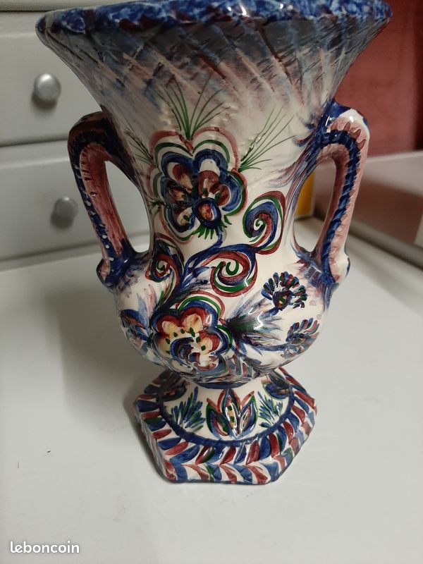 Vase (image 1)