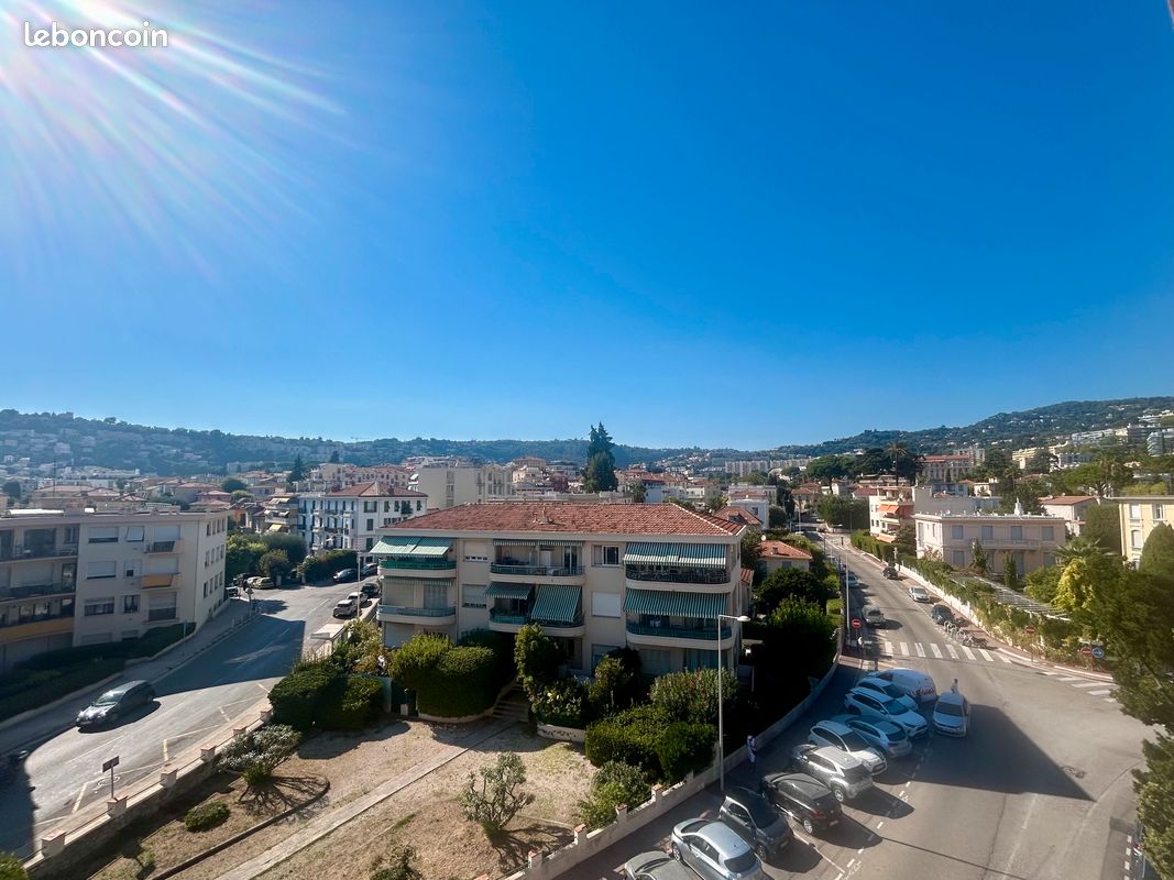 Parking 3 pièces 60 m² · à Nice · 60 m² · 316 000 €