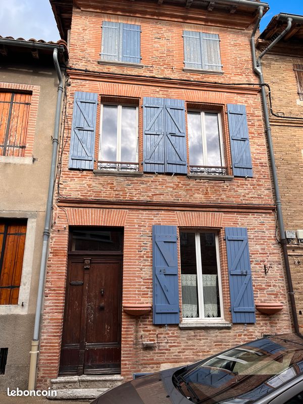 Maison 6 pièces 150 m² · à Beaumont-de-Lomagne · 150 m² · 158 500 €