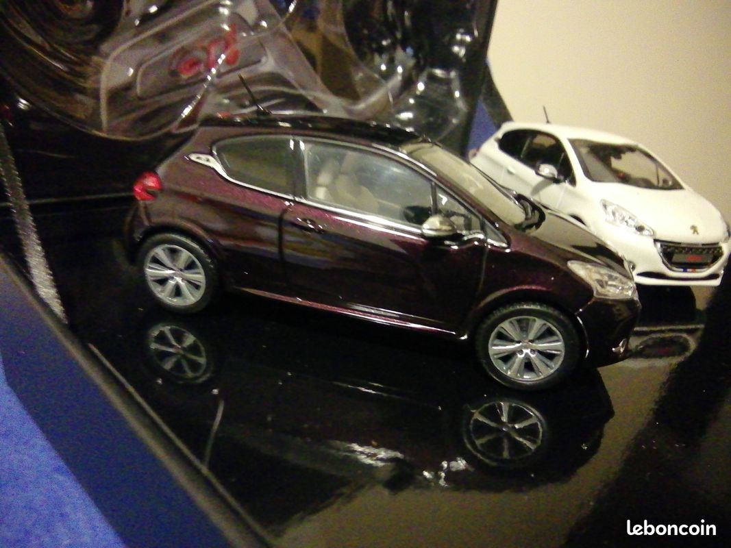 208 Miniature : Jeux Et Jouets