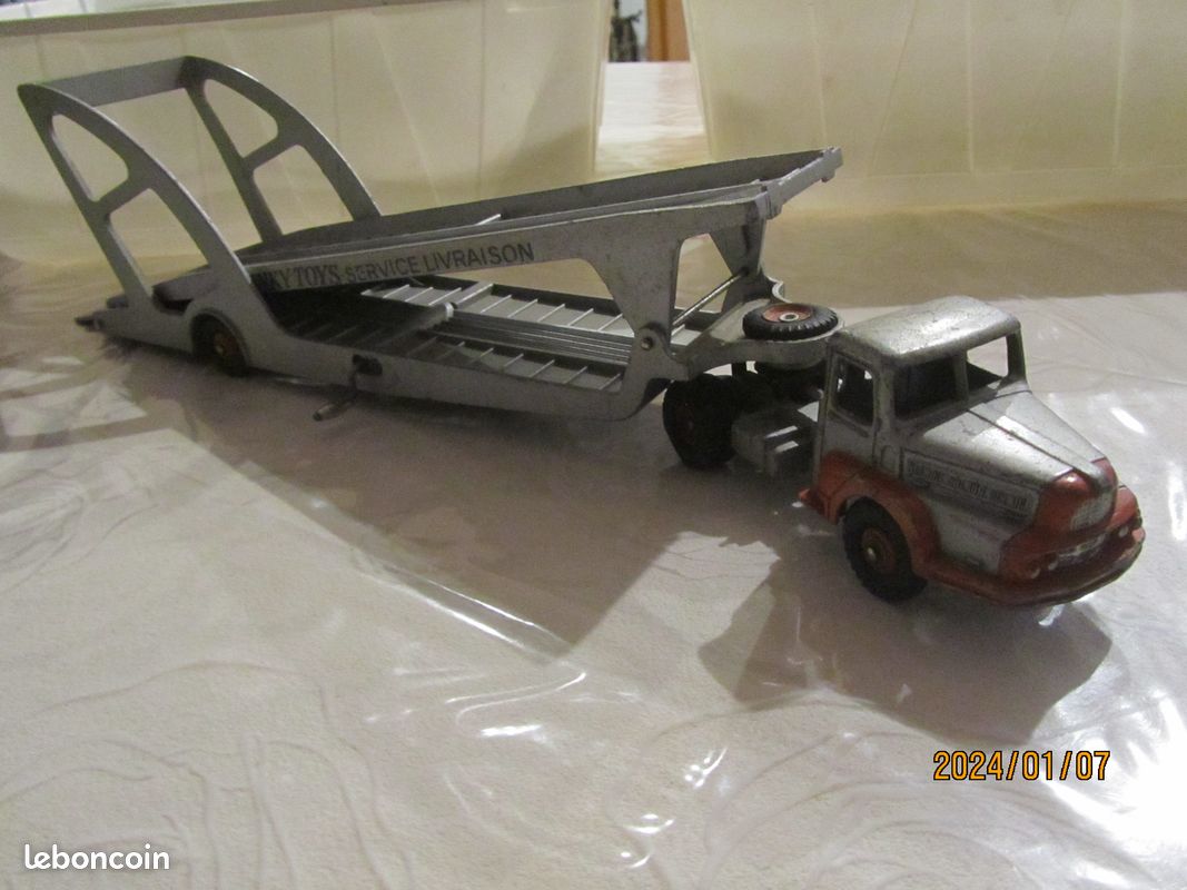 mécanique Ravage Kilauea Mountain porte voiture dinky toys Déchirer tactique avi