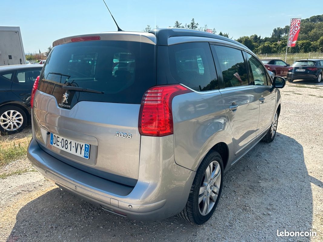 Peugeot 5008 1.6 hdi 115 cv *PETIT PRIX (image 4)