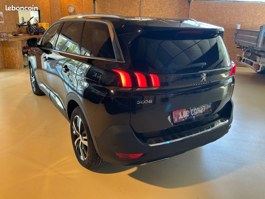 PEUGEOT 5008 BlueHDi 130 CV SS BVM6 GT Line (image 8)