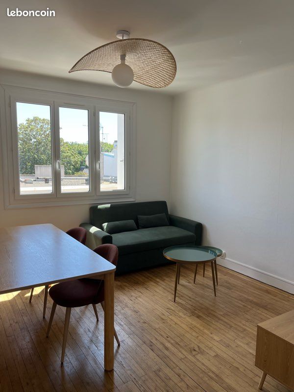 Appartement 3 pièces 52 m² · à Lorient · 52 m² · 880 €