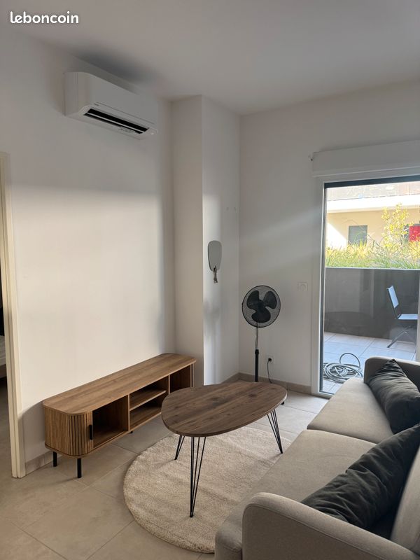 Appartement 2 pièces 42 m² · à Saint-Laurent-du-Var · 41,9 m² · 1 150 €/mois