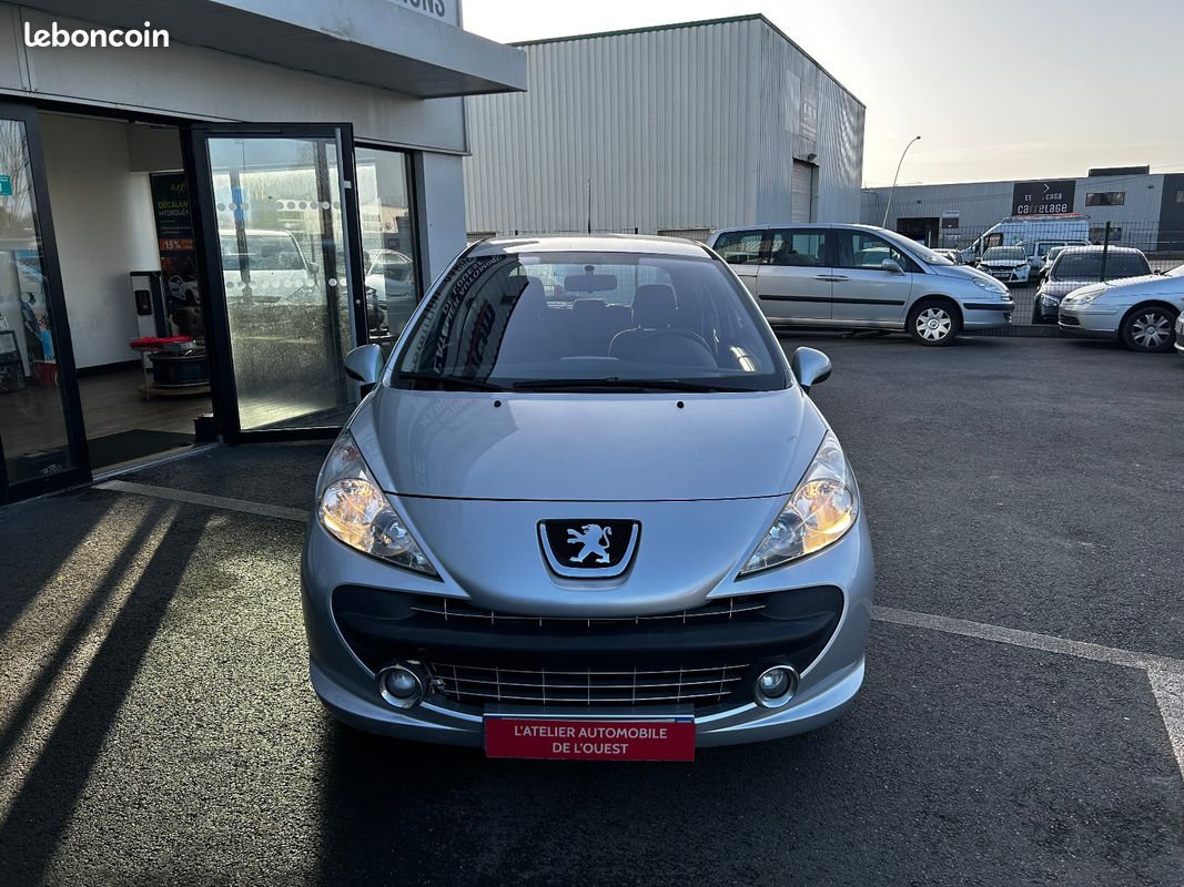 Peugeot 207 1.6i 16v 110CH ACTIVE PRO / MOTEUR NON PURETECH (image 2)