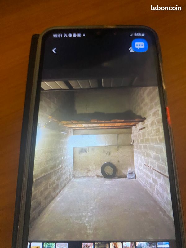 Location Box (image 1)