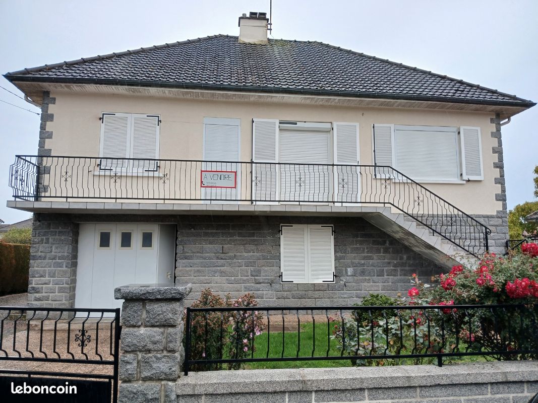Maison 5 pièces 135 m² · à Boussac · 135 m² · 140 000 €