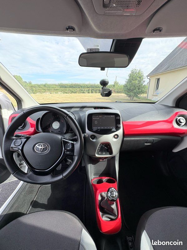 Toyota Aygo 1.0 VVT (image 5)
