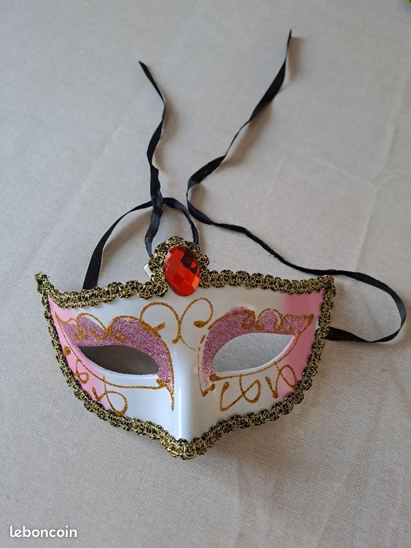 Masque Vénitien - #missiphildeguisement (image 1)