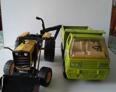 Lot De Véhicules Tonka Vintage - Camion Poubelle, Buggy, Grue, élévateur, Tracto-pelle - Occasion