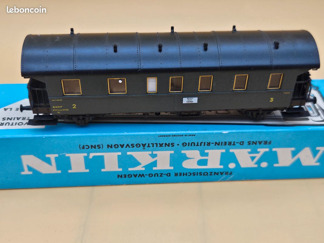 Wagon SNCF Märklin 4104 - Modèle Neuf, 2 Essieux, 2/3e Classe - Échelle Normale