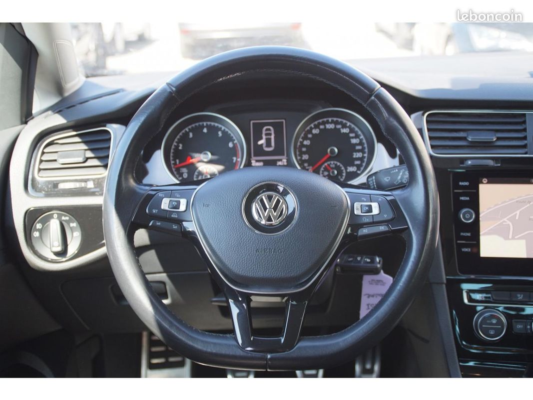 VOLKSWAGEN GOLF 1.4 16V TSI BlueMotion - 125 VII BERLINE Sound PHASE 2 (image 17)