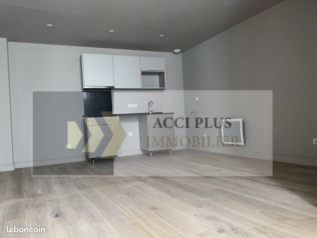 Appartement 2 pièces 45 m² · à Nîmes · 45 m² · 615 €/mois