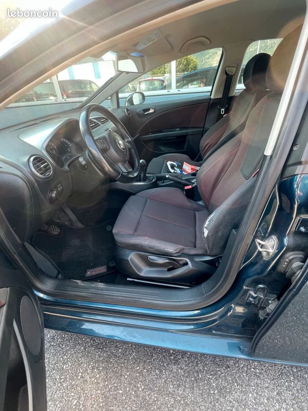 Seat Leon 2.0 TFSI 185 ch – 2006 – 188 276 km – Dépôt-Vente – Carnet d'entretien – Garantie 12 mois possible (image 5)