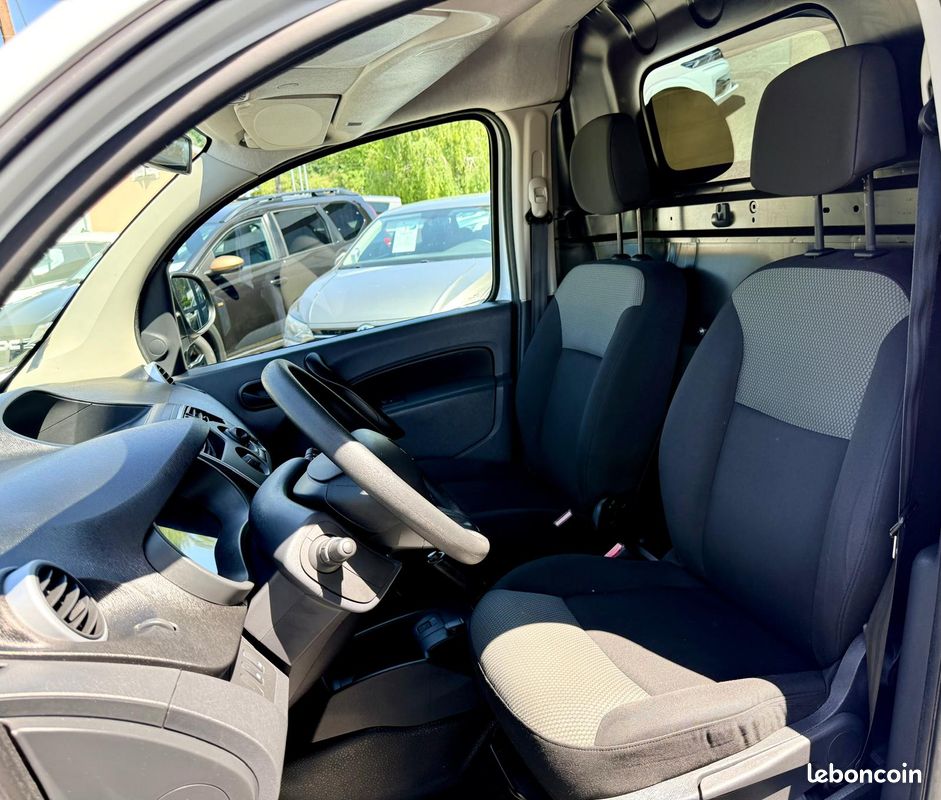 Renault kangoo tce 115 confort 10416 ht (image 3)