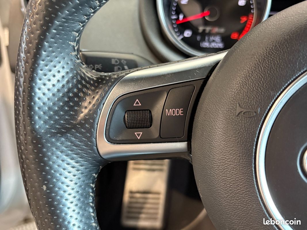 AUDI TT RS COUPE 2.5 TFSI 340 Quattro / BOSE / SIEGE CHAUFFANT / APPLE CARPLAY / ETAT IRREPROCHABLE (image 13)