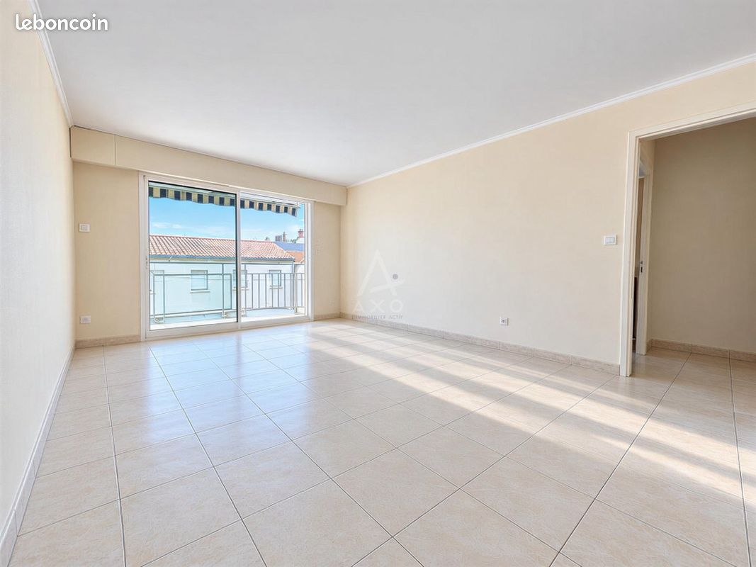 Appartement 2 pièces 44 m² · aux Sables-d'Olonne · 44 m² · 260 000 €