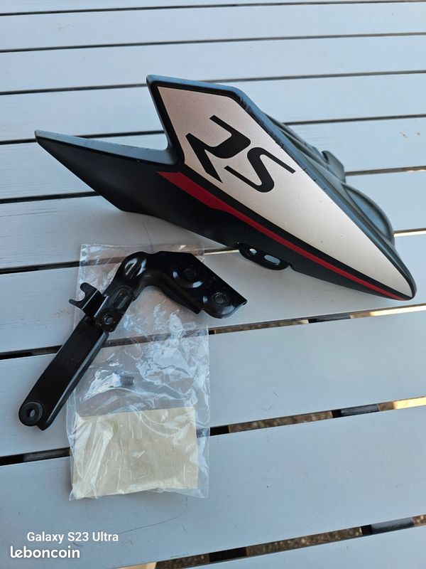 Écope radiateur street triple rs (image 1)