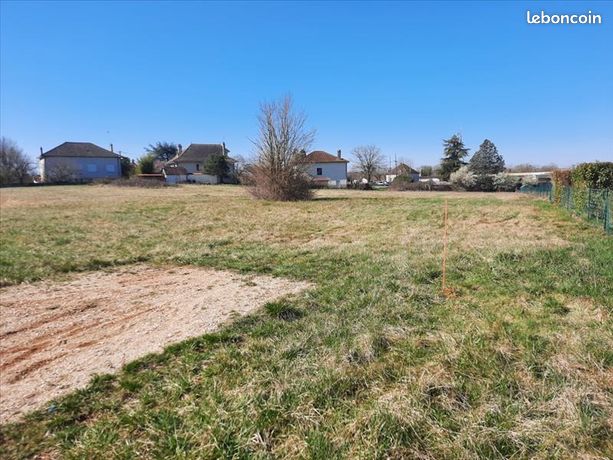 Terrain 1 080 m² Gramat