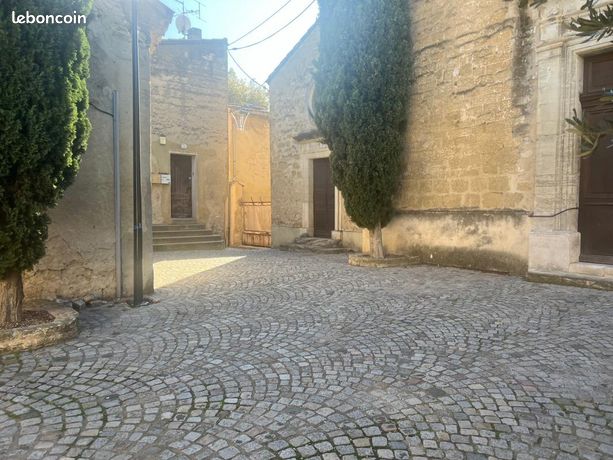 https://img.leboncoin.fr/api/v1/lbcpb1/images/75/43/d9/7543d9f53826925a28067909fa6fc4c17a5a23c1.jpg?rule=ad-image