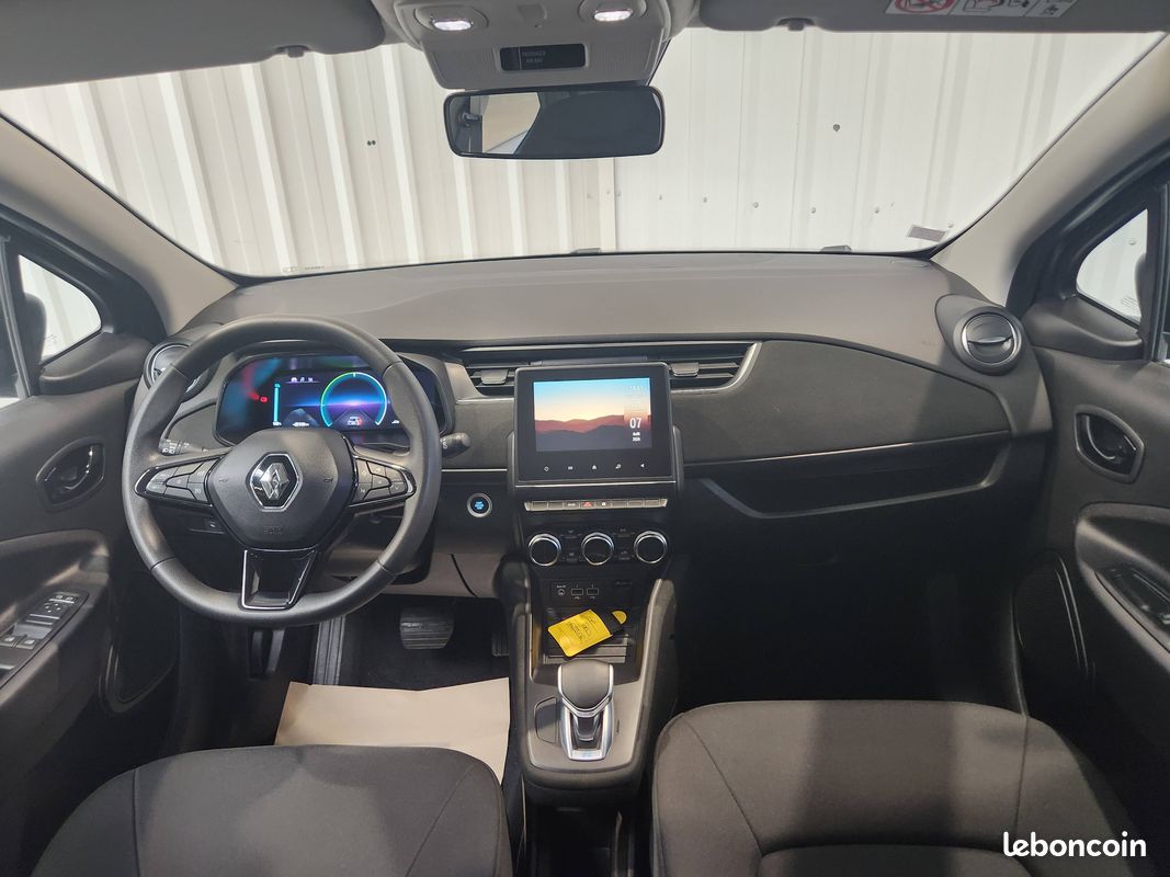 RENAULT Zoe R110 - 22B Equilibre (image 14)