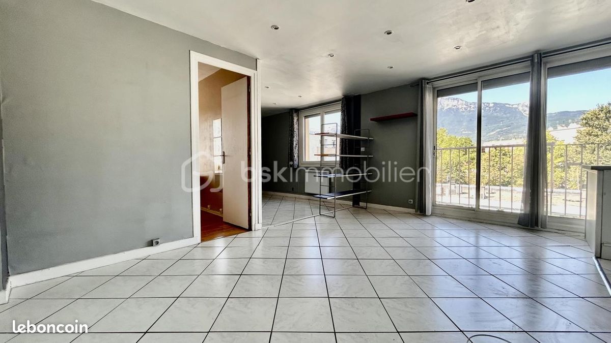 Appartement 2 pièces 45 m² · à Grenoble · 45 m² · 72 000 €