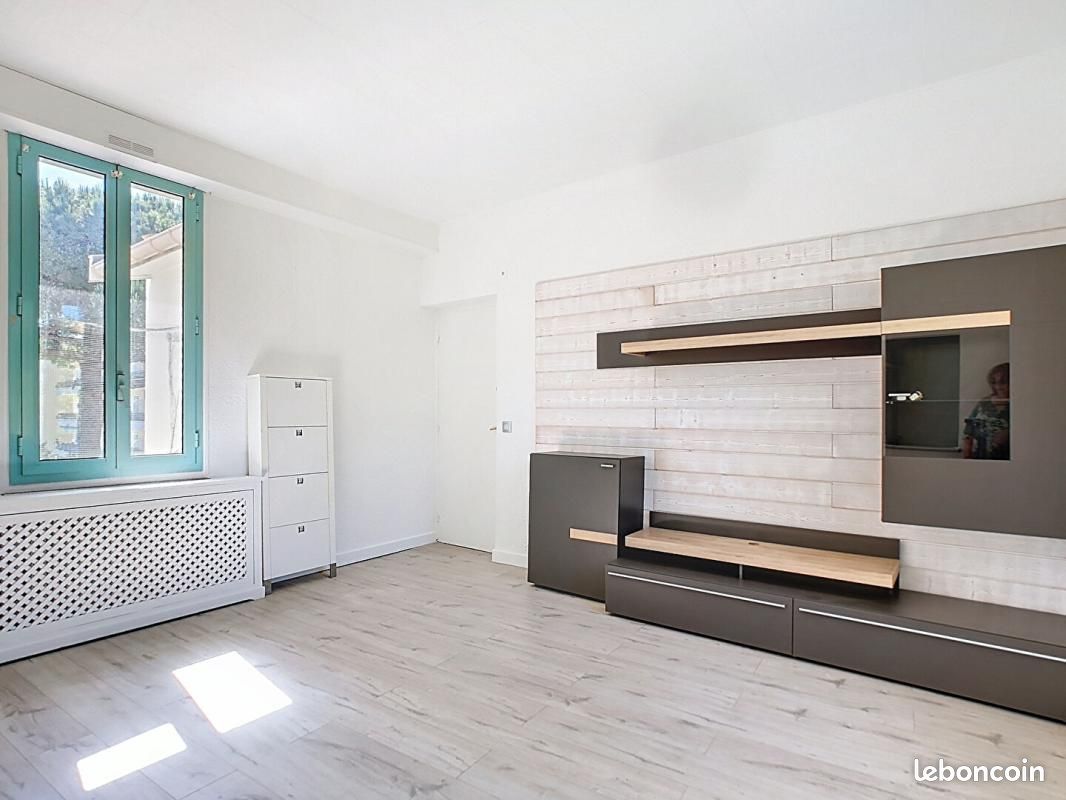 Appartement 3 pièces 58 m² · à Antibes · 58 m² · 253 000 €