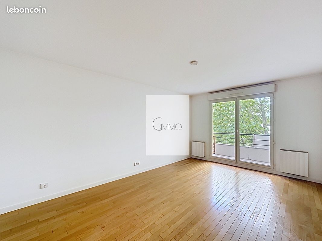 Appartement 2 pièces 45 m² · à L'Hay-les-Roses · 45 m² · 215 000 €