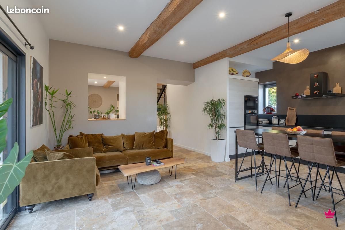 Maison 6 pièces 170 m² · à Jonage · 170 m² · 630 000 €