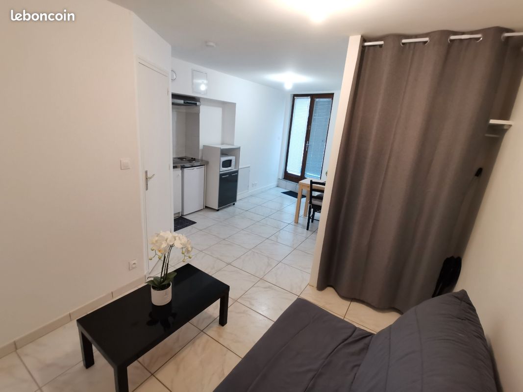 Appartement 1 pièce 19 m² · à Bourges · 19 m² · 320 €/mois