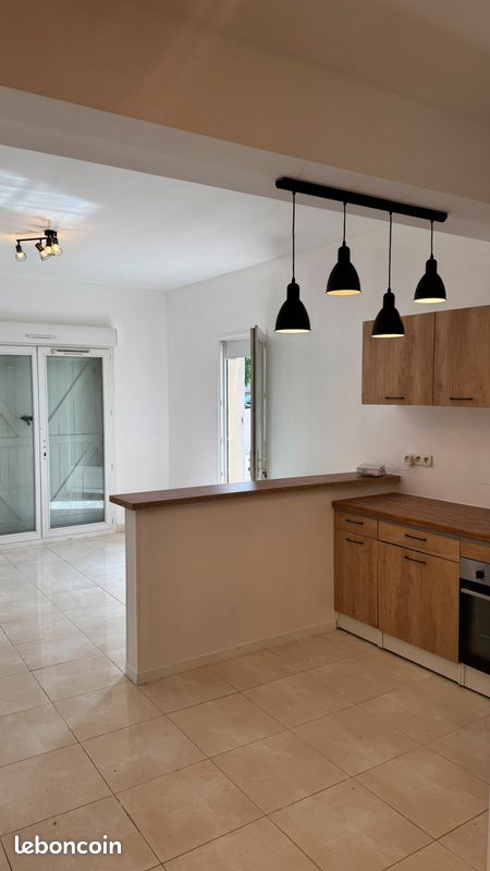 Appartement 2 pièces 44 m² · à Vigneux-sur-Seine · 43,5 m² · 99 000 €