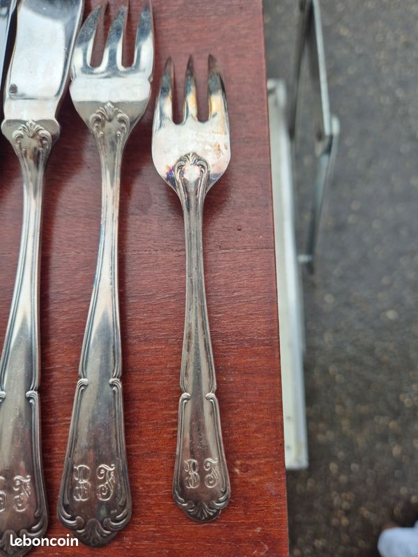 10 Fourchettes De Table Louis XV En Métal Argenté Par Frionnet François