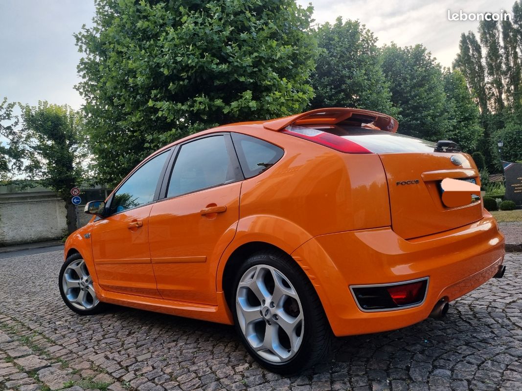 Ford Focus ST 2.5 Turbo 225ch - 104 000 km - Excellent état - Tres Propre (image 3)
