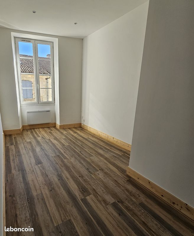 Appartement 2 pièces 34 m² · à Saint-André-de-Cubzac · 33,7 m² · 585 €/mois